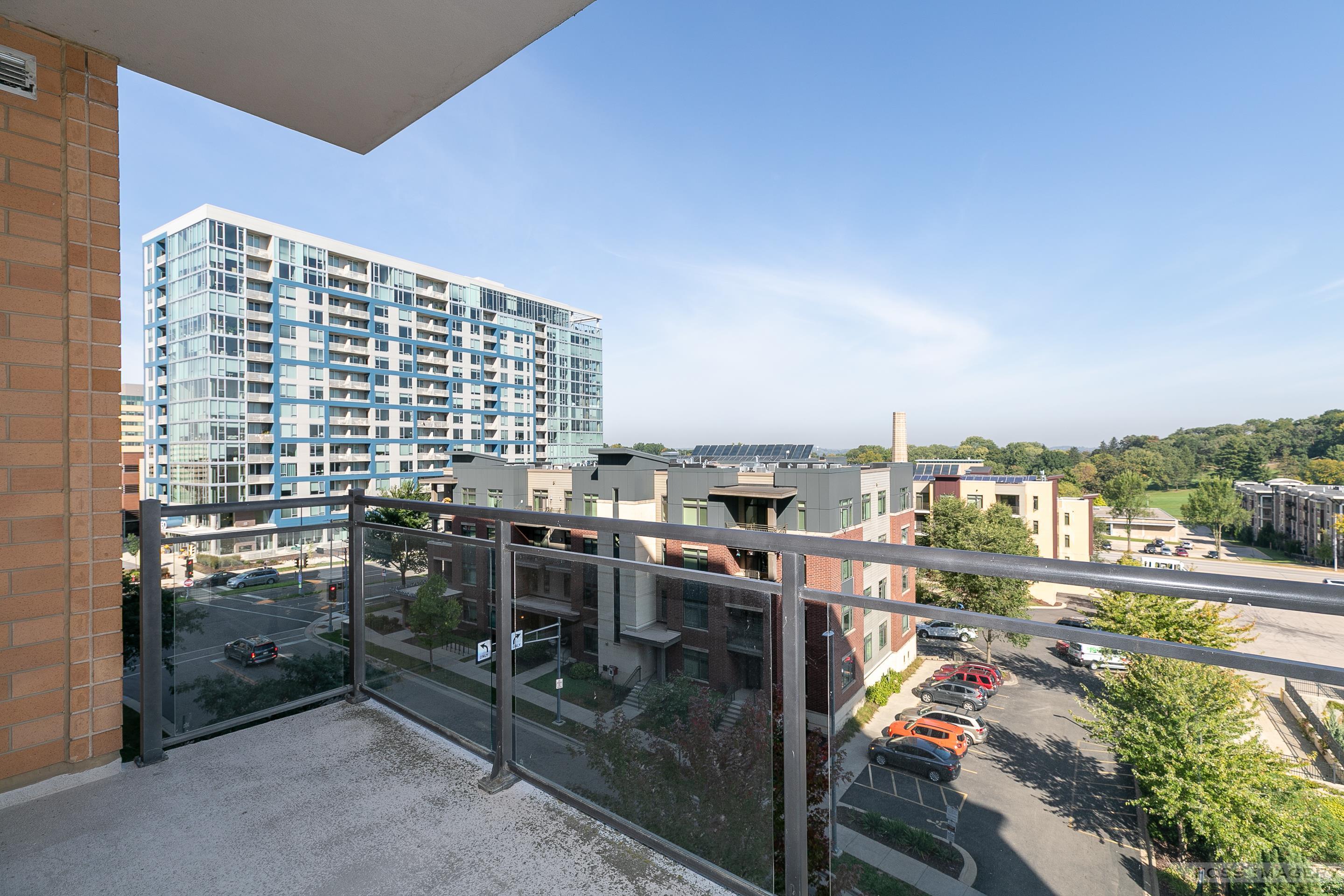 625 N Segoe Road 504