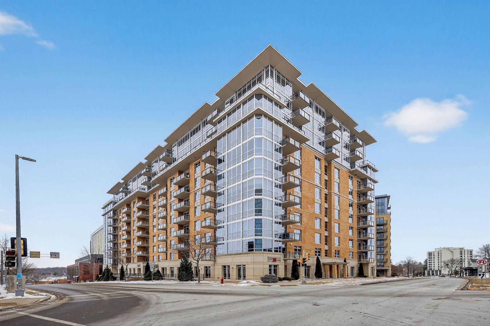 625 N Segoe Road 1107