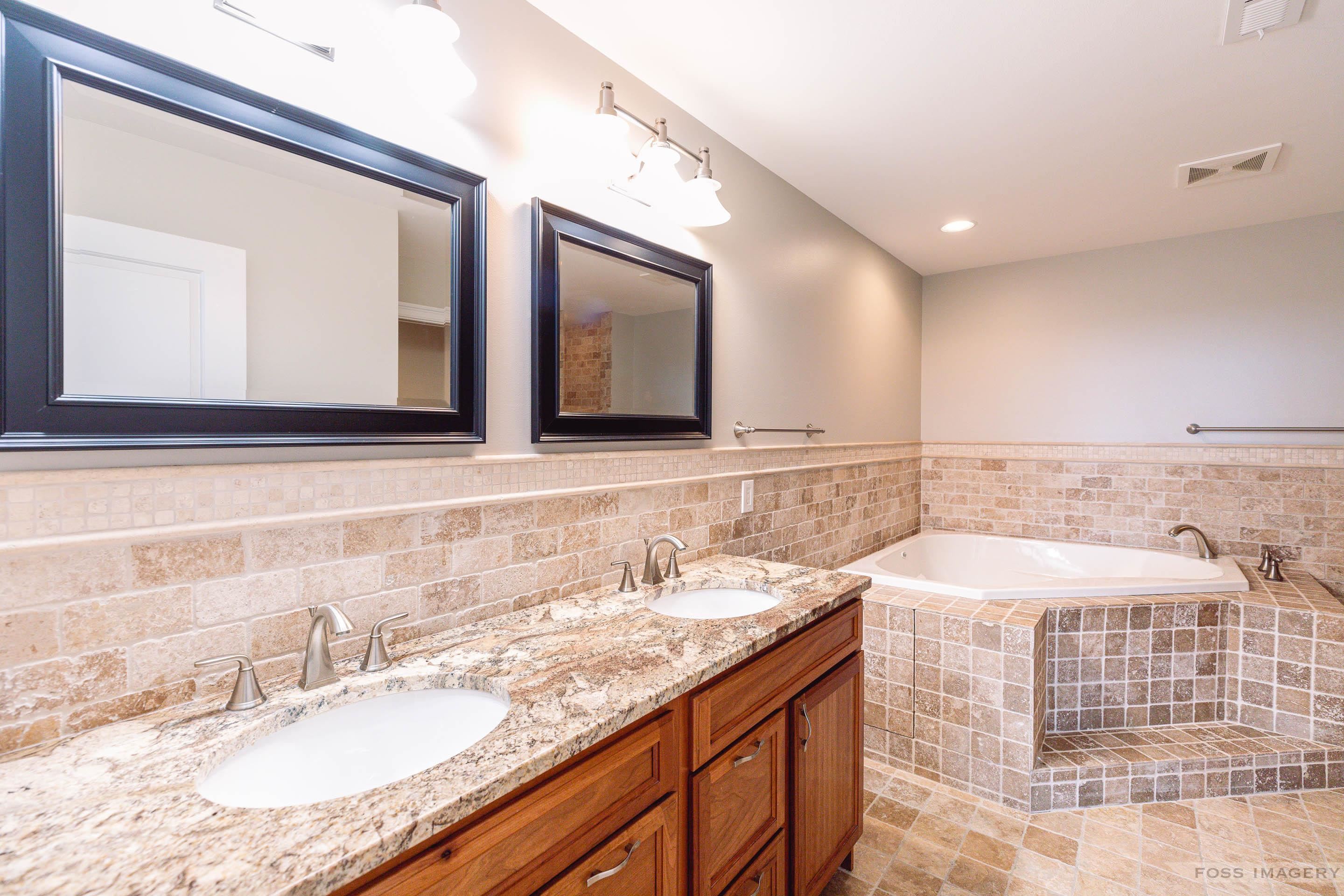 625 N Segoe Road 1107