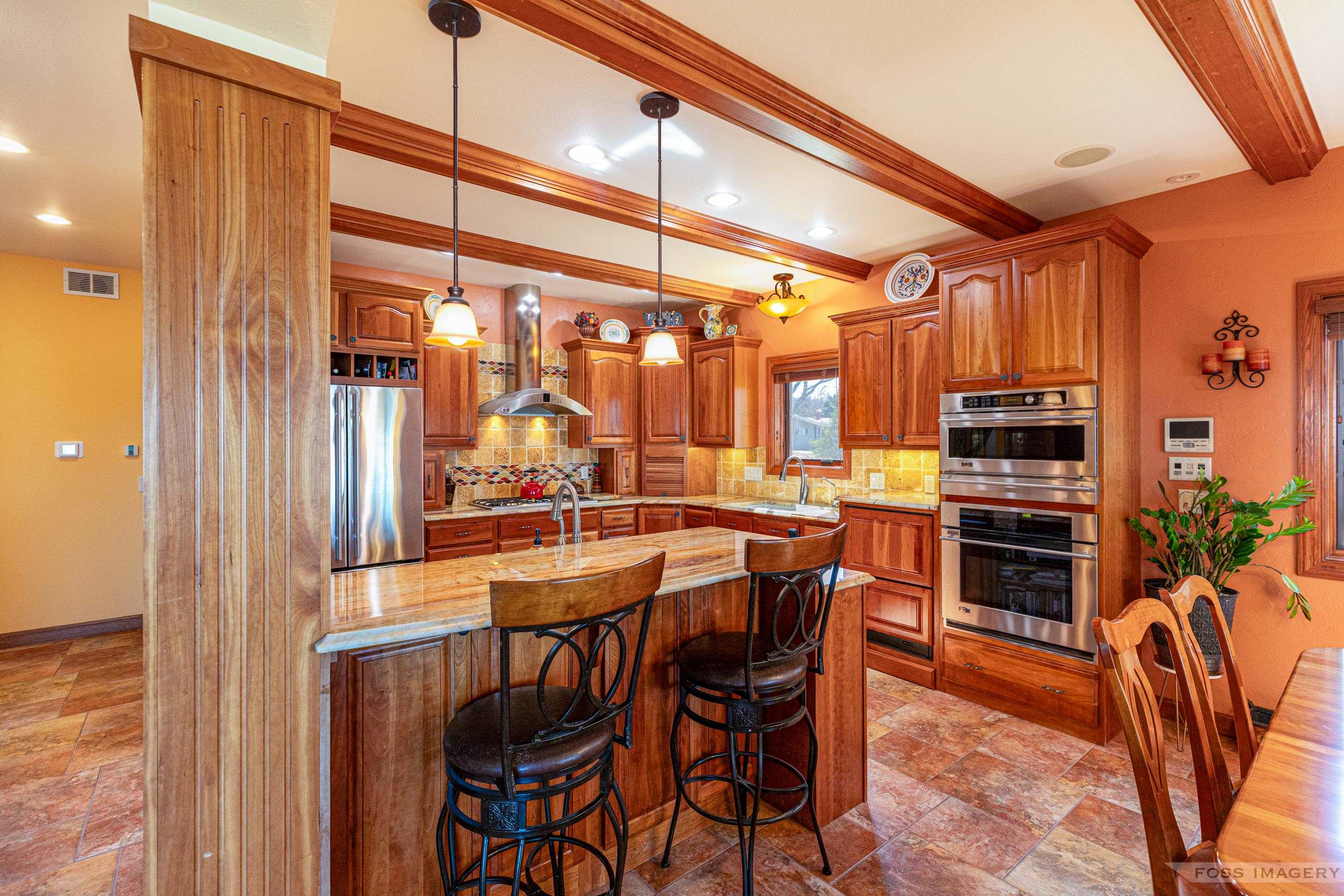 5728 Lake Edge Road