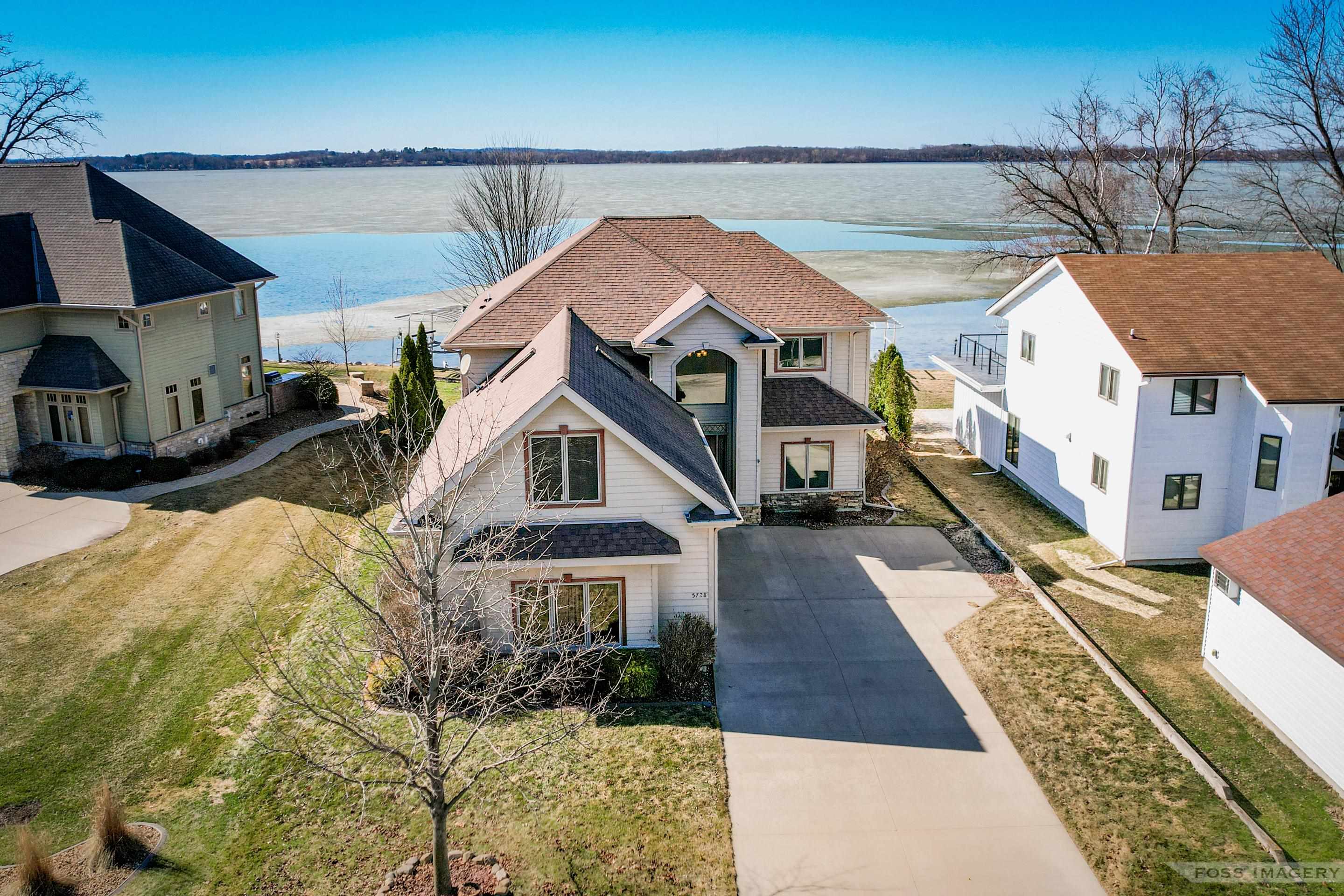 5728 Lake Edge Road
