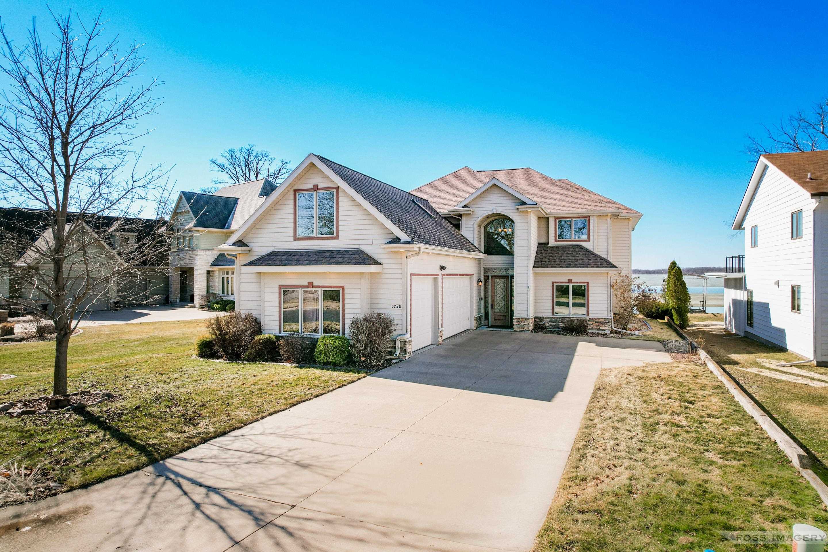 5728 Lake Edge Road