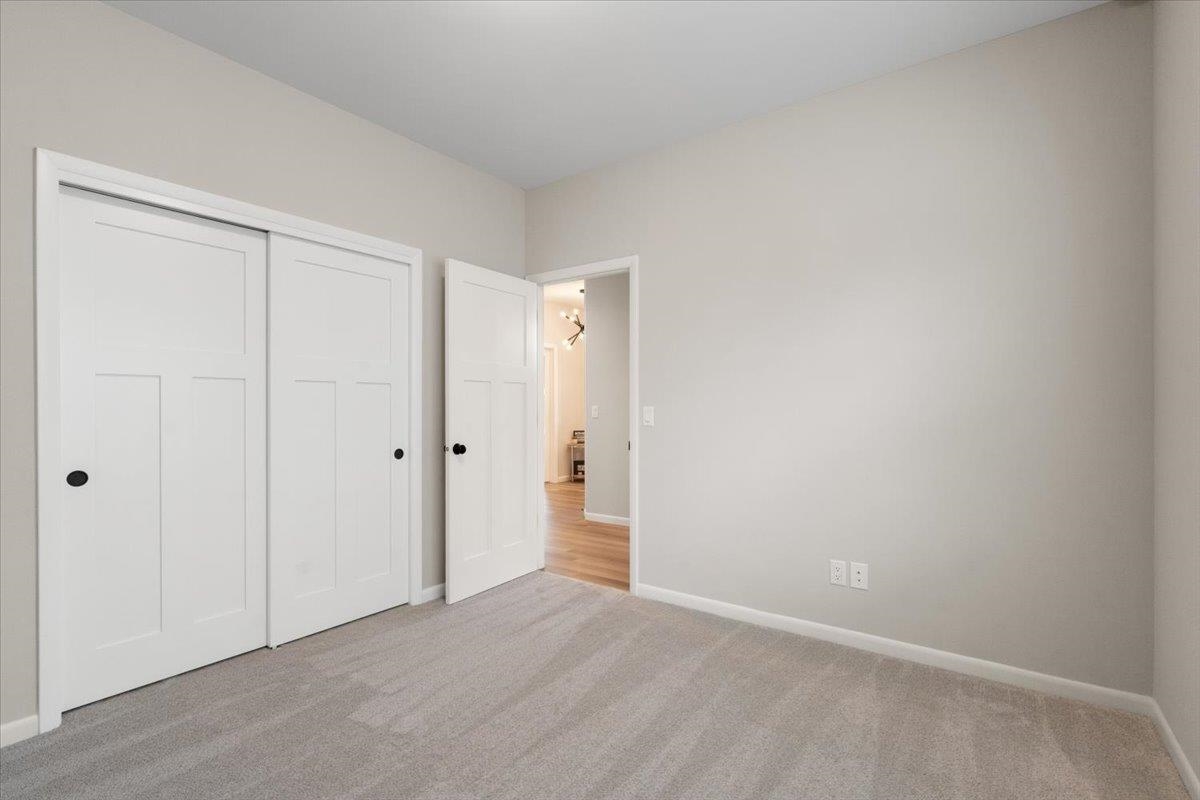 515 Fox Den Drive