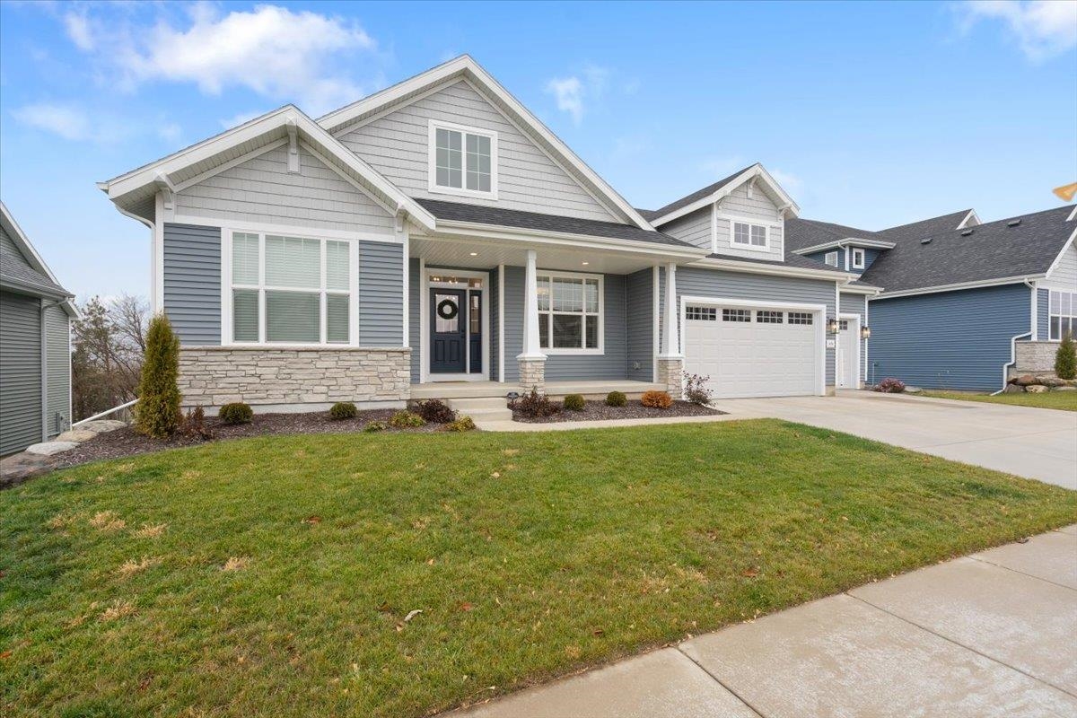 515 Fox Den Drive