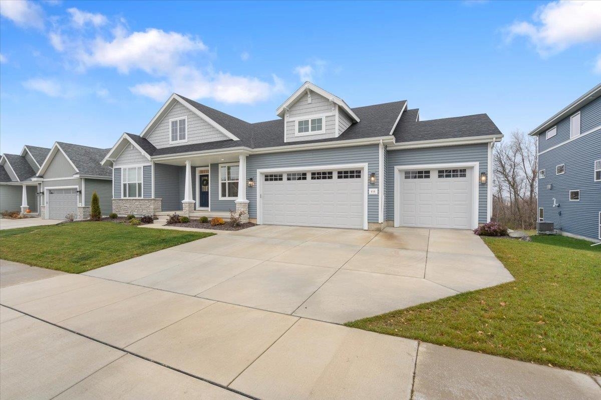 515 Fox Den Drive