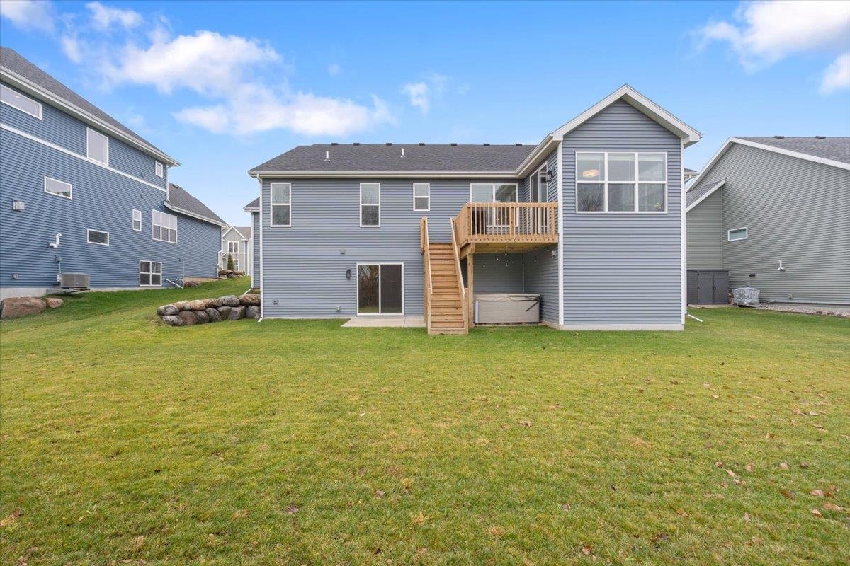 515 Fox Den Drive