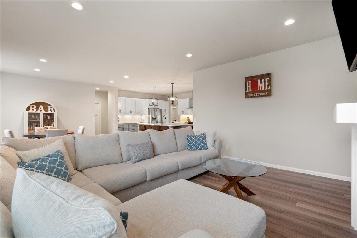 515 Fox Den Drive