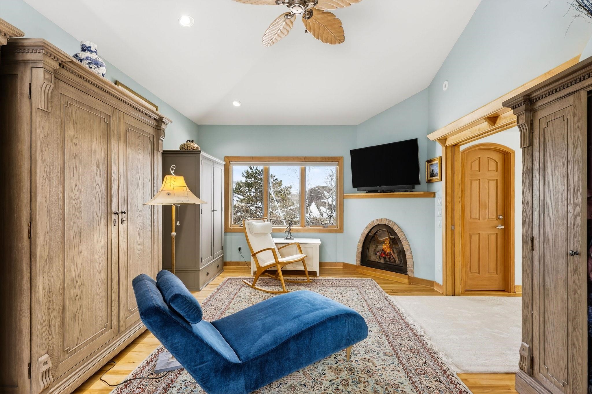 3800 Signature Drive