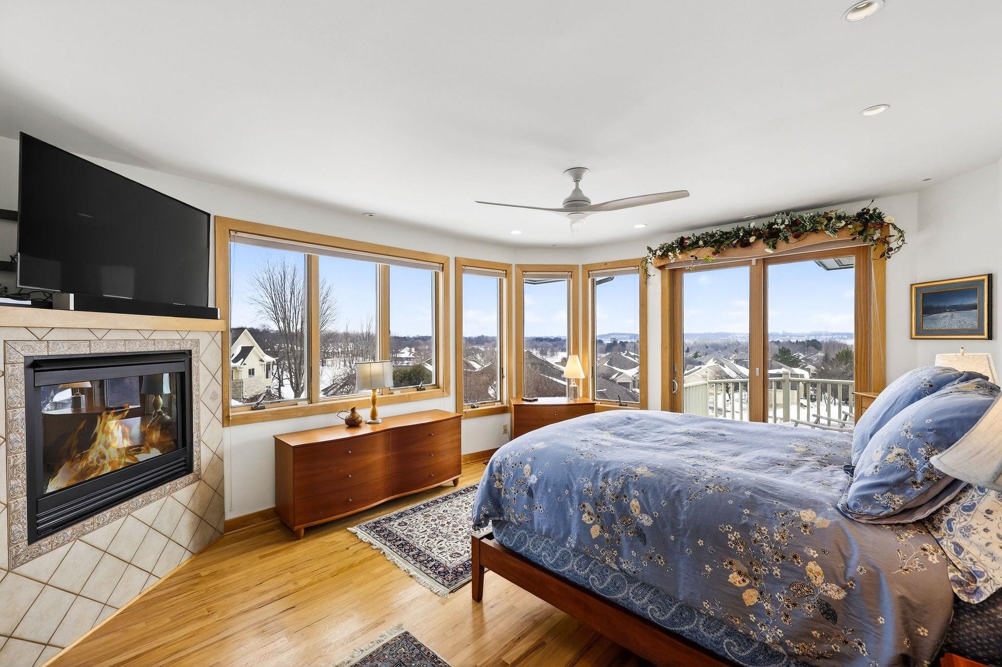 3800 Signature Drive