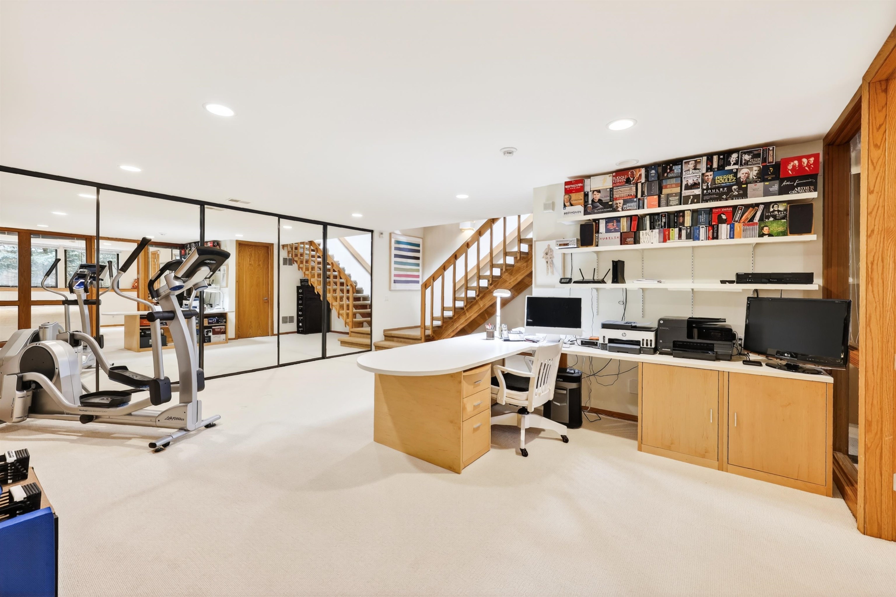 209 Saratoga Circle