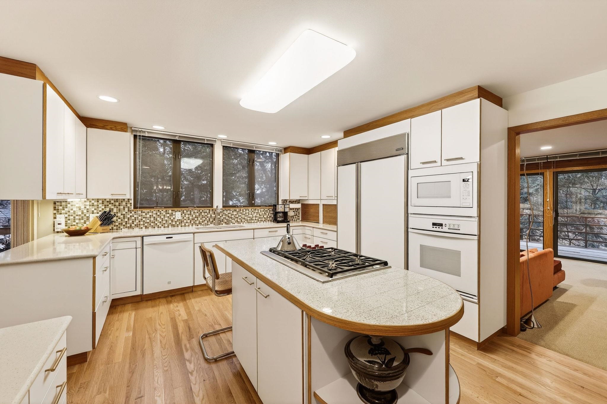 209 Saratoga Circle