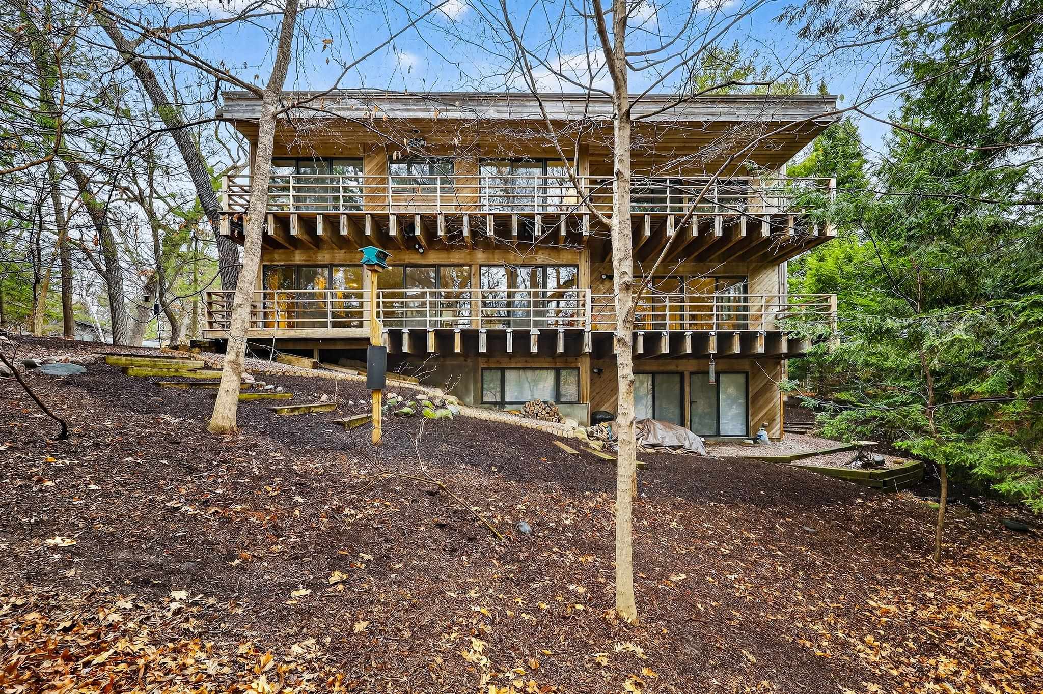 209 Saratoga Circle