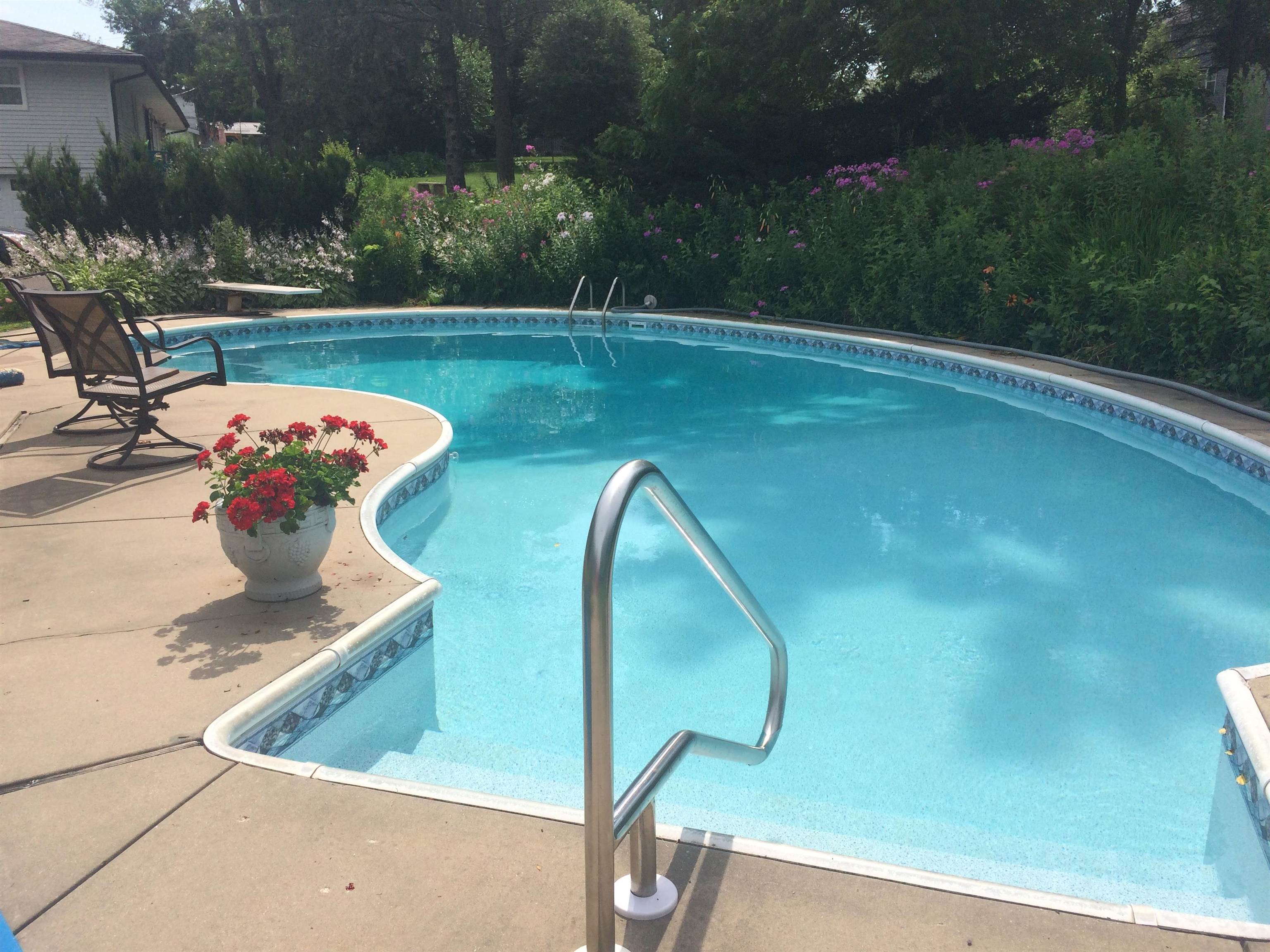 7387 Mineral Point Road