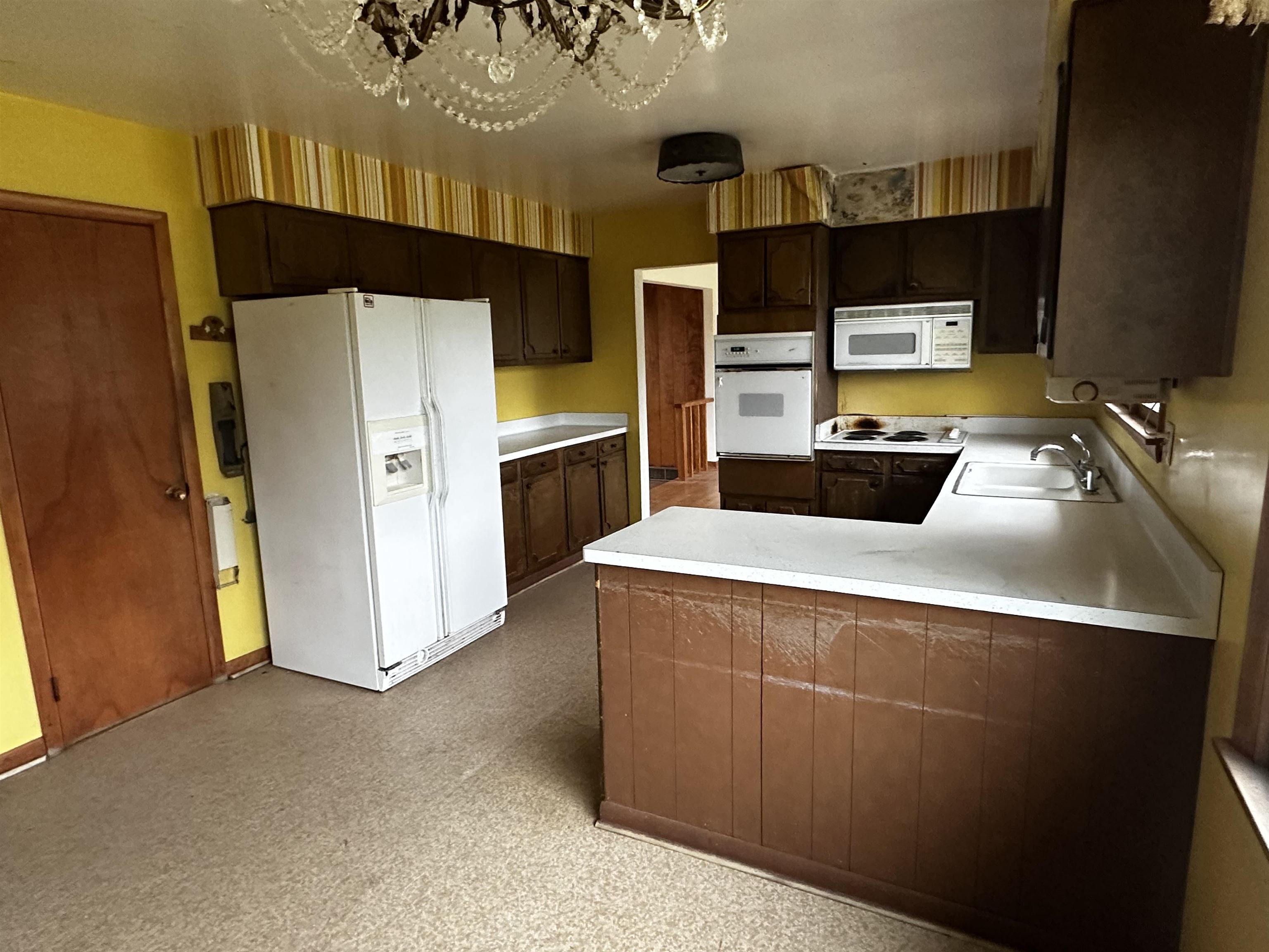 7387 Mineral Point Road