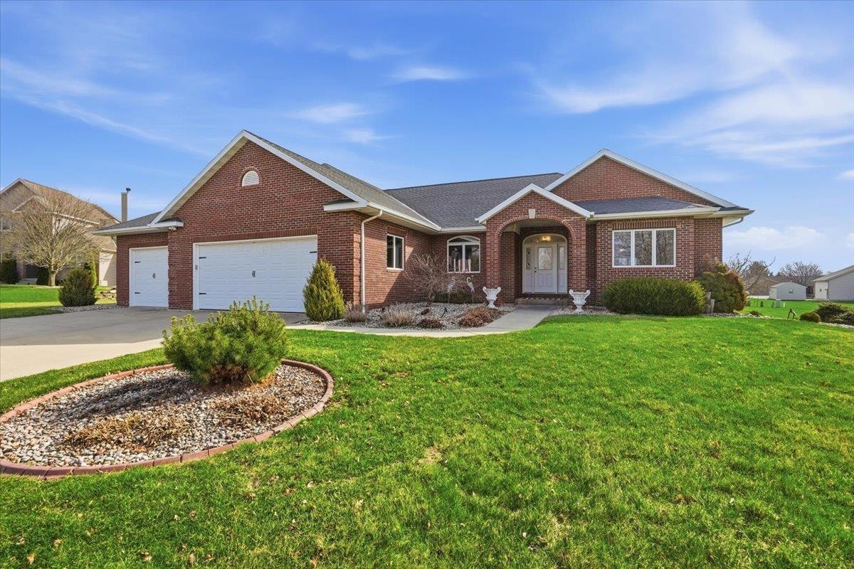 3034 Saddle Brooke Trail