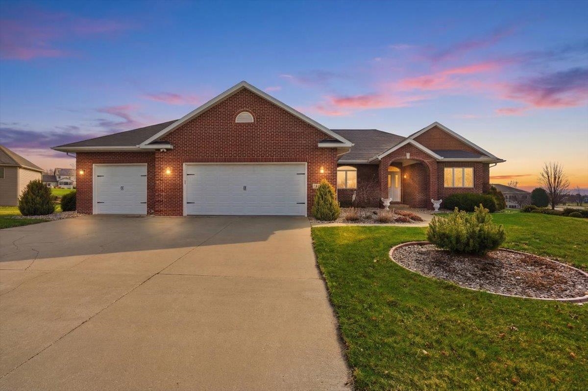 3034 Saddle Brooke Trail
