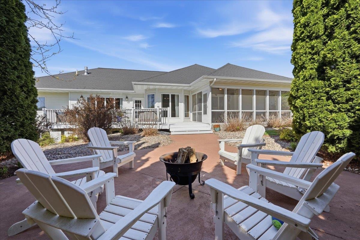 3034 Saddle Brooke Trail