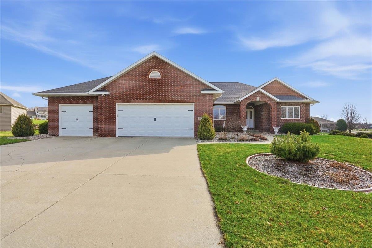 3034 Saddle Brooke Trail