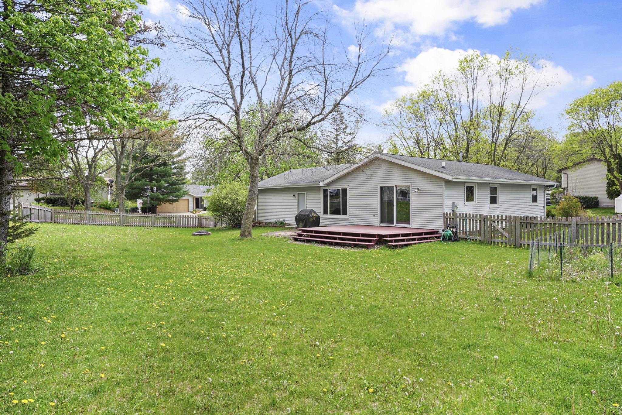 2313 Muir Field Road