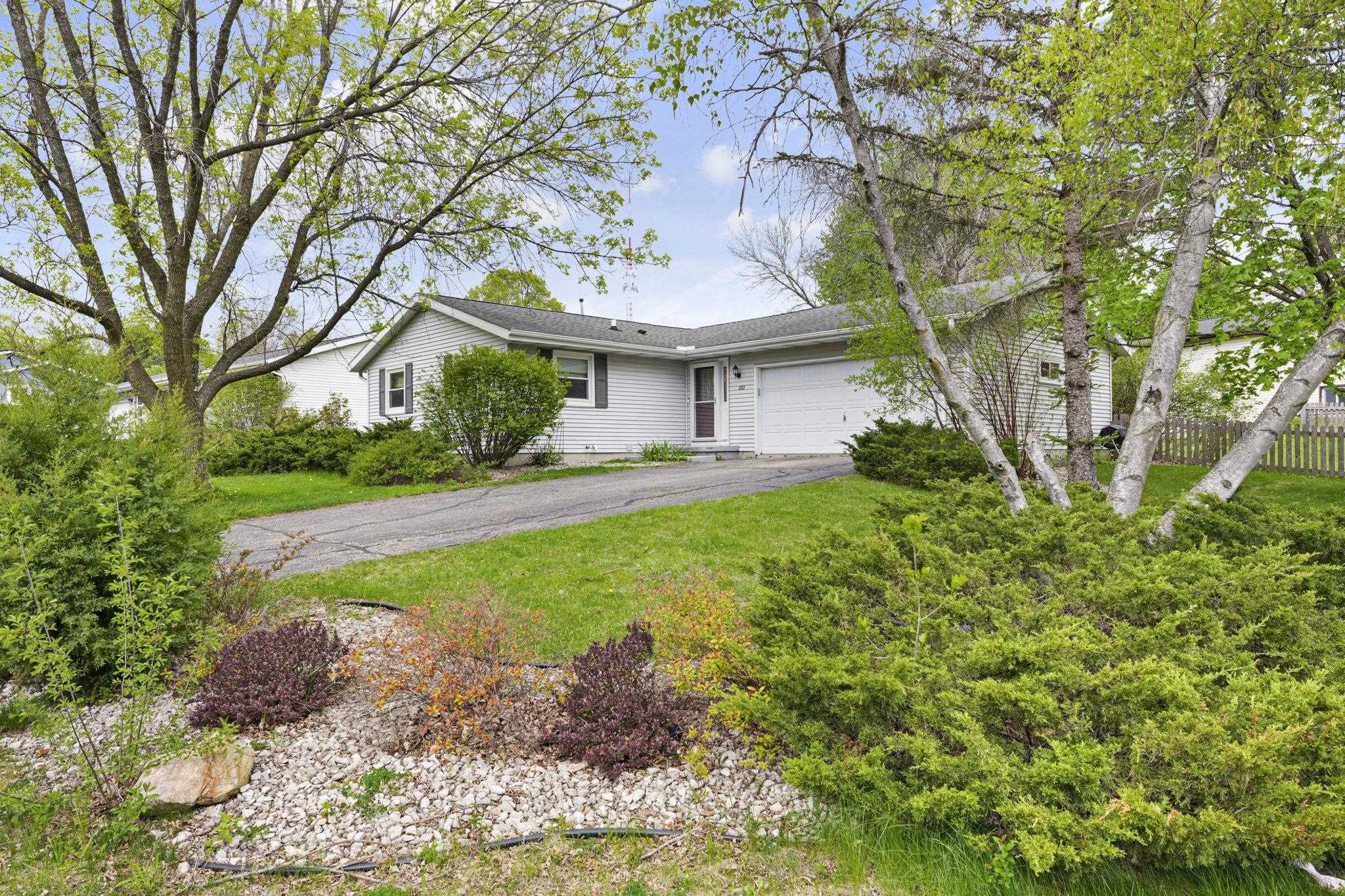 2313 Muir Field Road