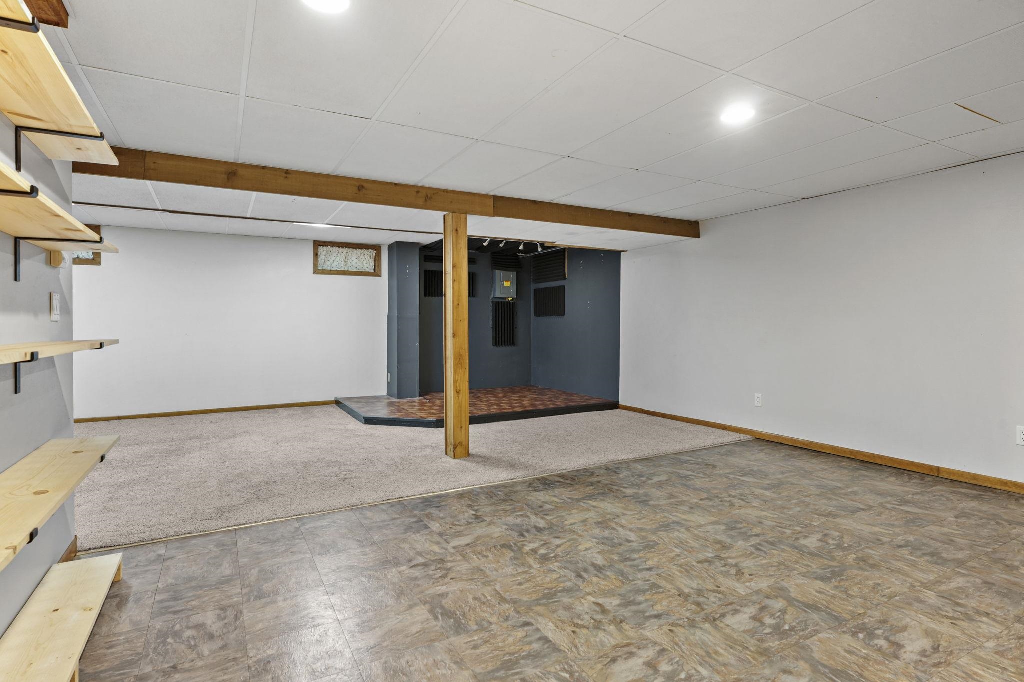 2313 Muir Field Road