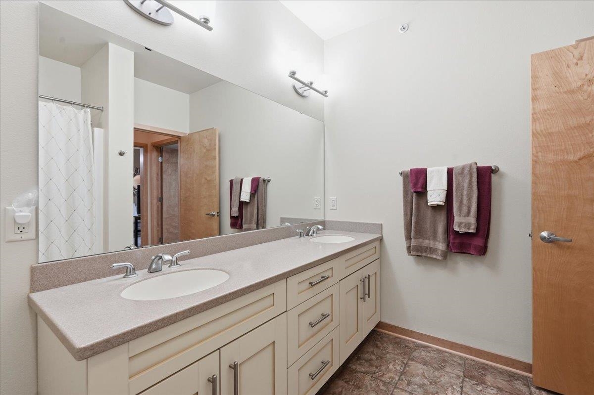 555 S Midvale Boulevard 216
