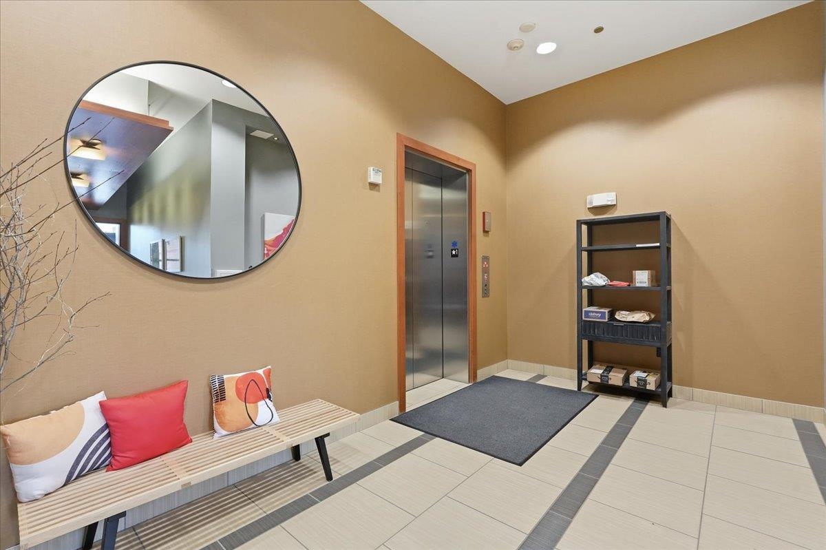 555 S Midvale Boulevard 216