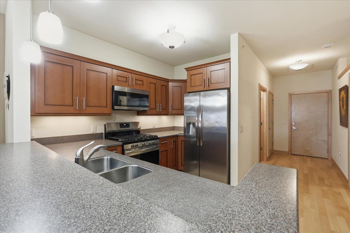 555 S Midvale Boulevard 216