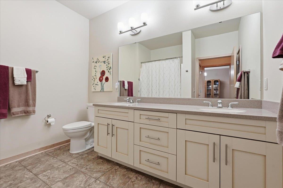 555 S Midvale Boulevard 216