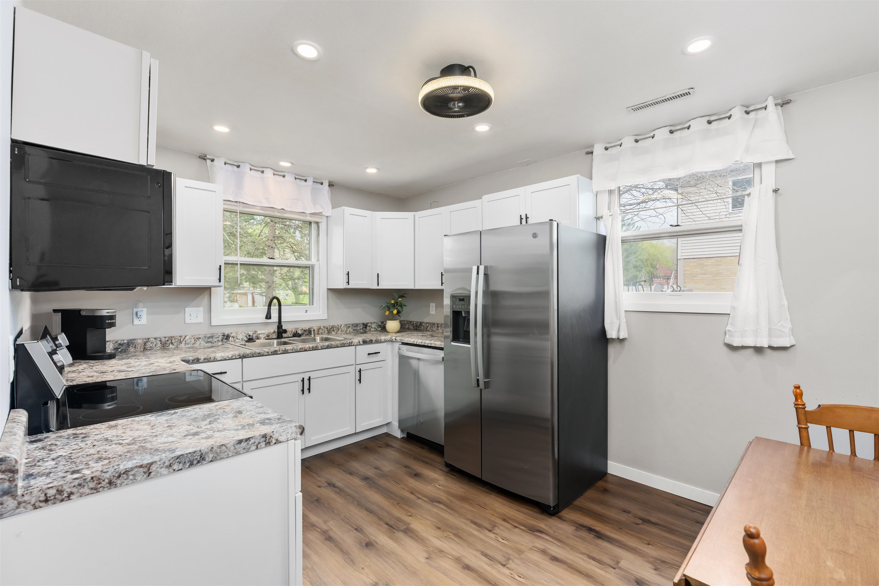 163 Walnut Street 3
