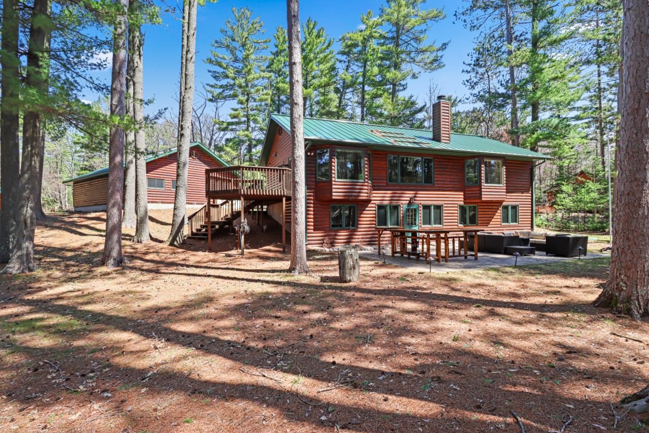 5810 & 5809 Stone Lake Rd N Road