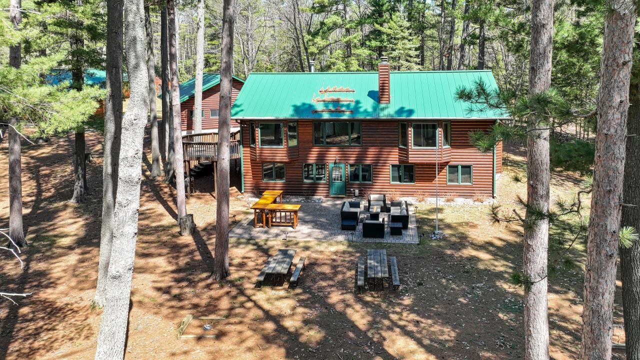 5810 & 5809 Stone Lake Rd N Road