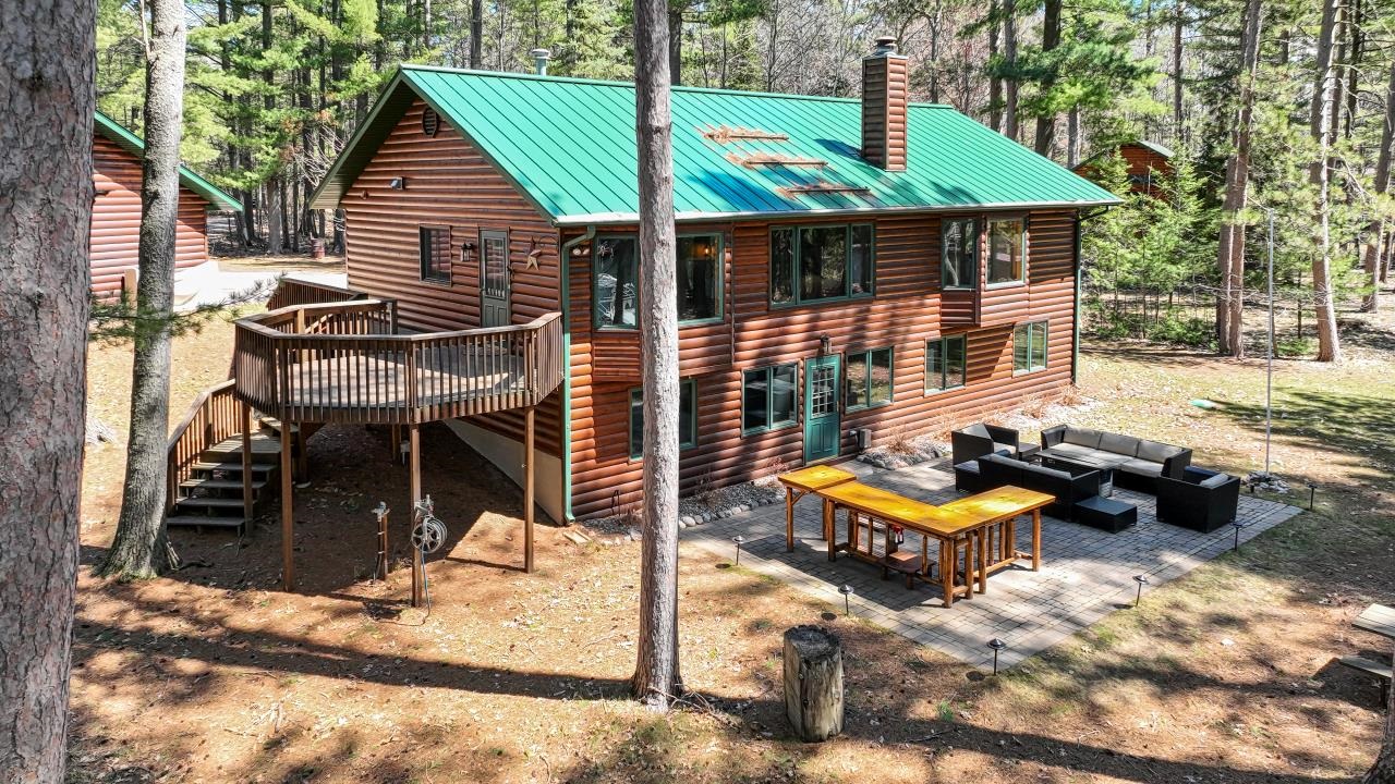 5810 & 5809 Stone Lake Rd N Road