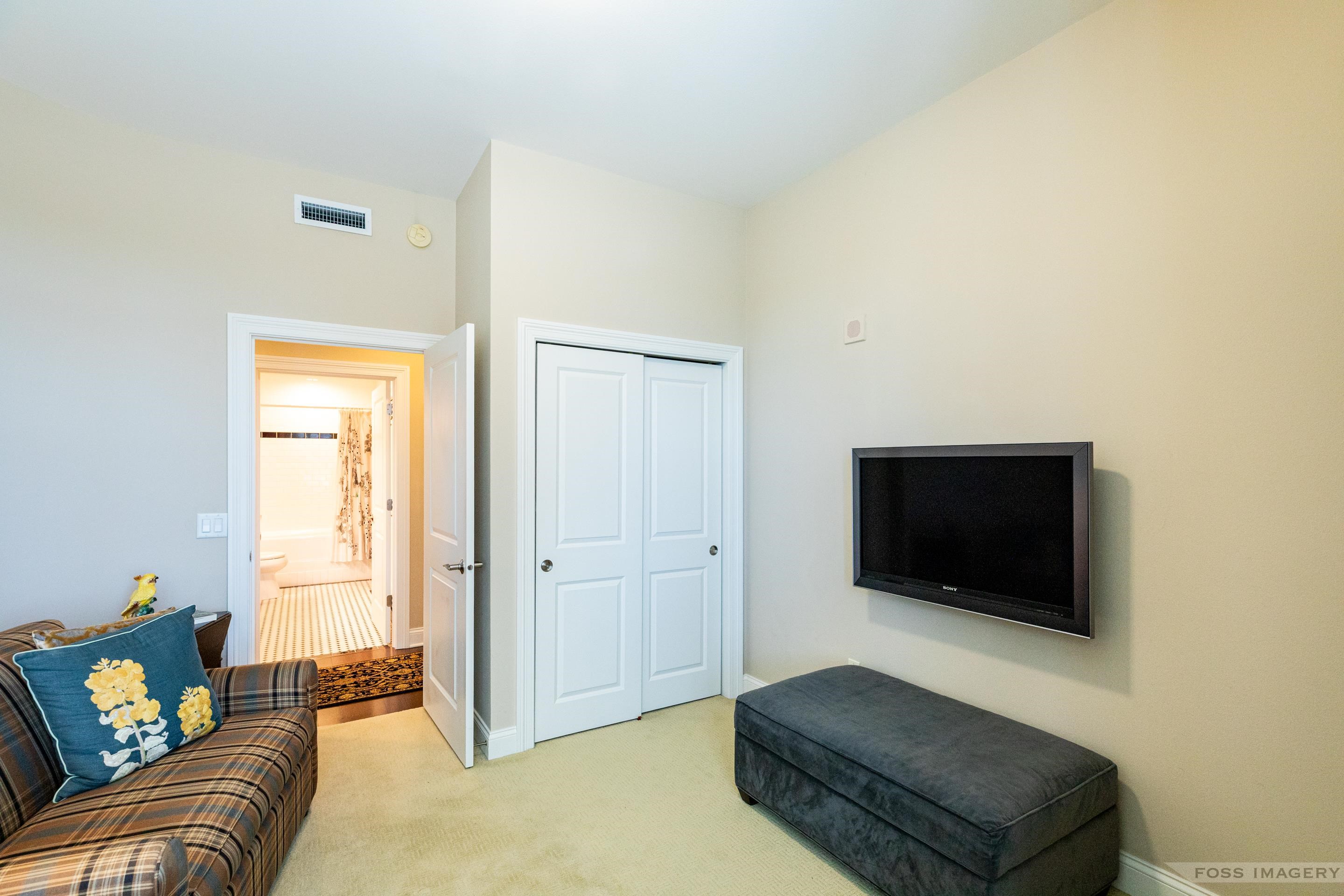 625 N Segoe Road 406