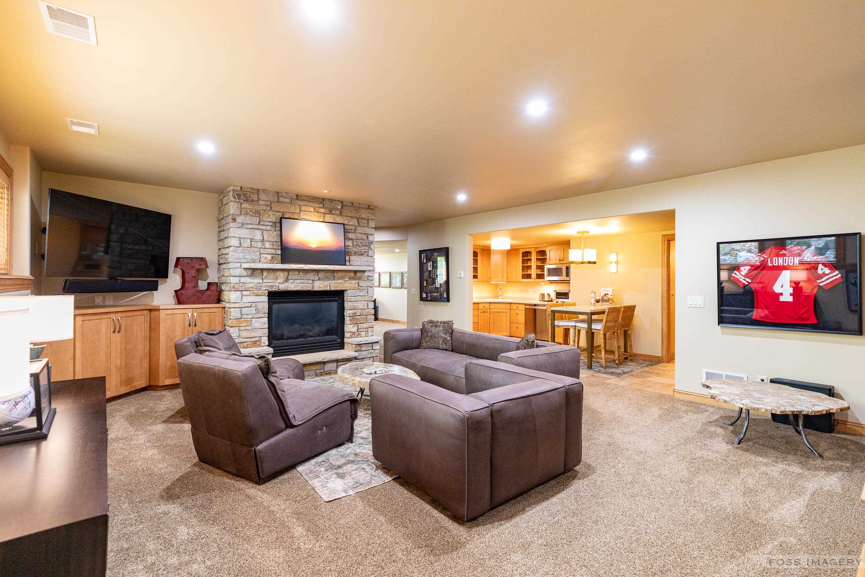 4574 Bishops Court