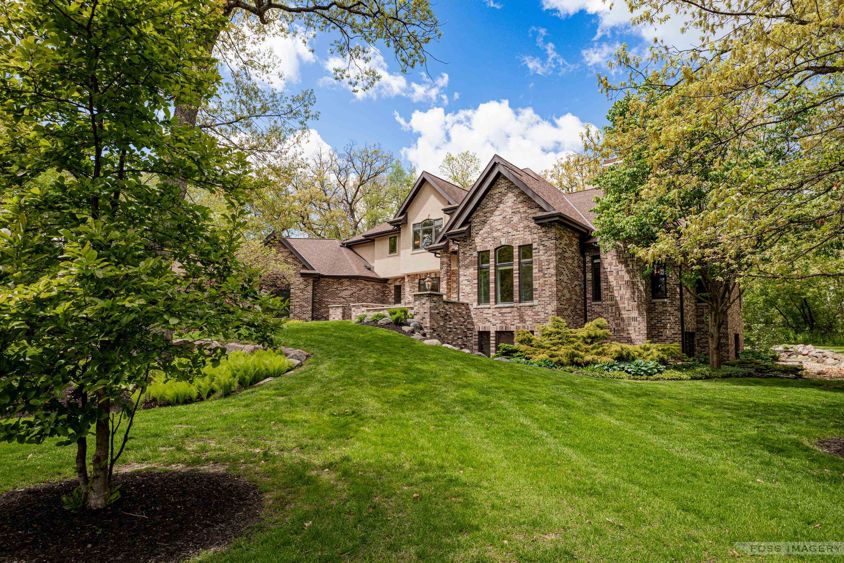 4574 Bishops Court