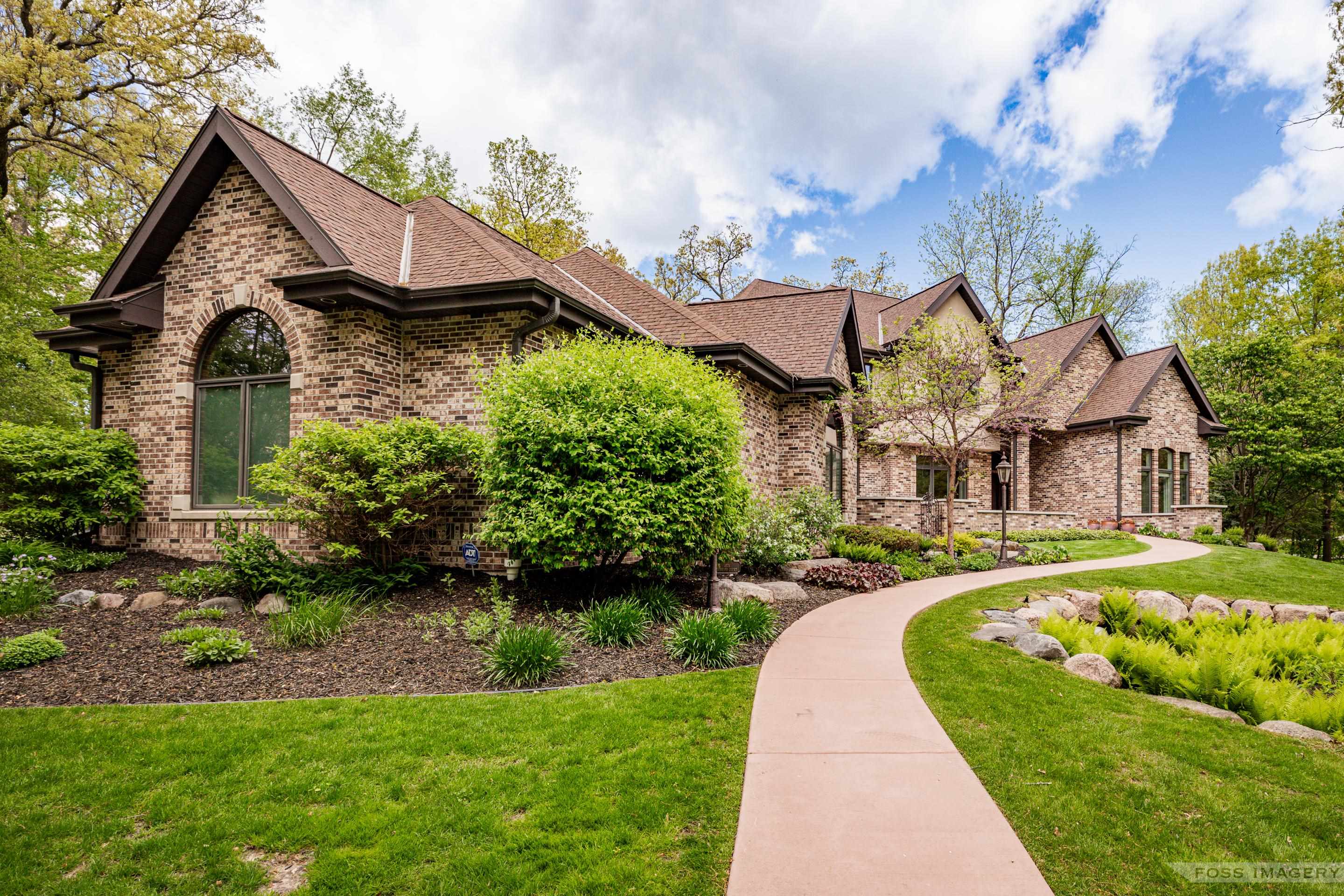 4574 Bishops Court