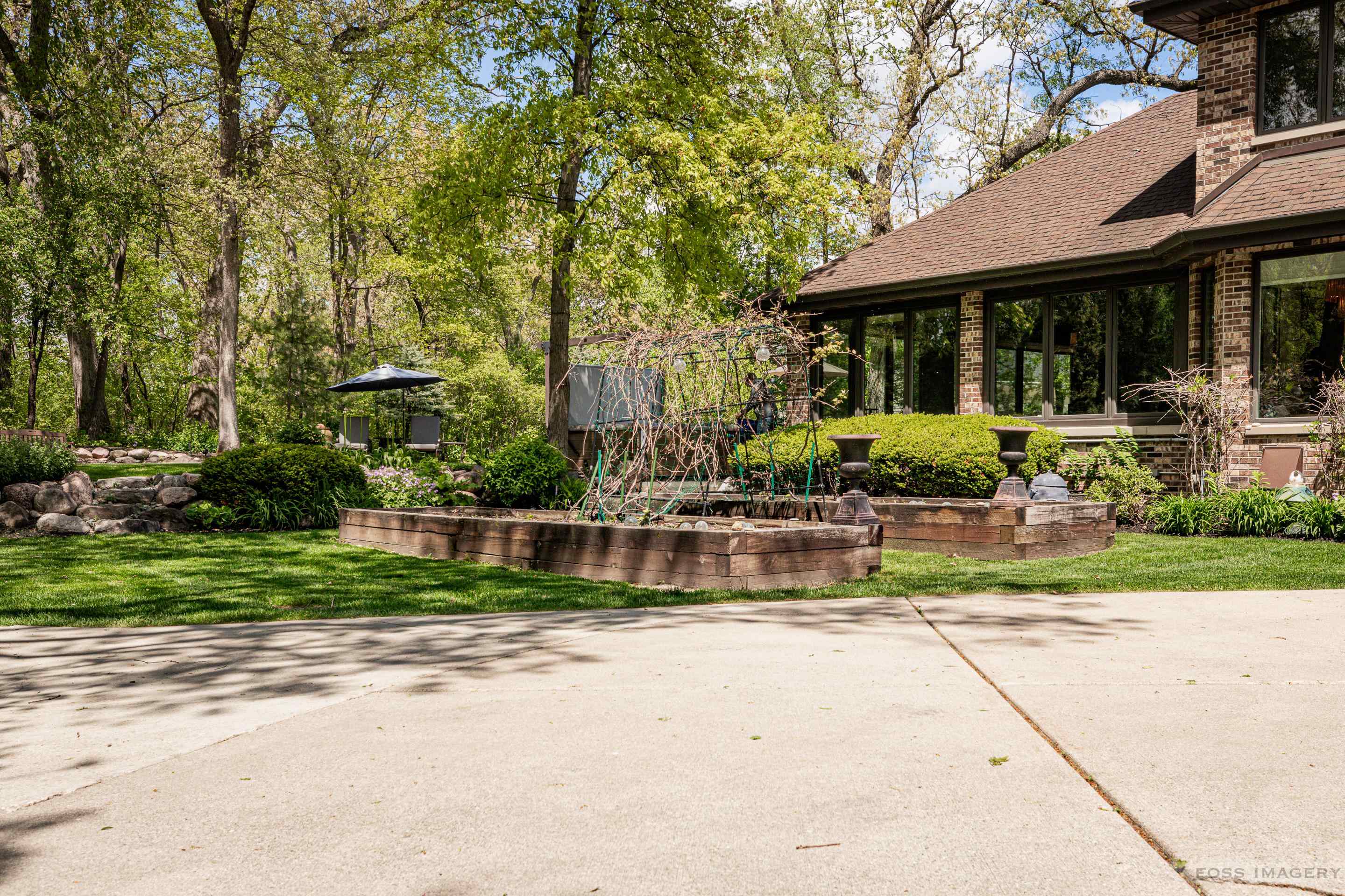 4574 Bishops Court