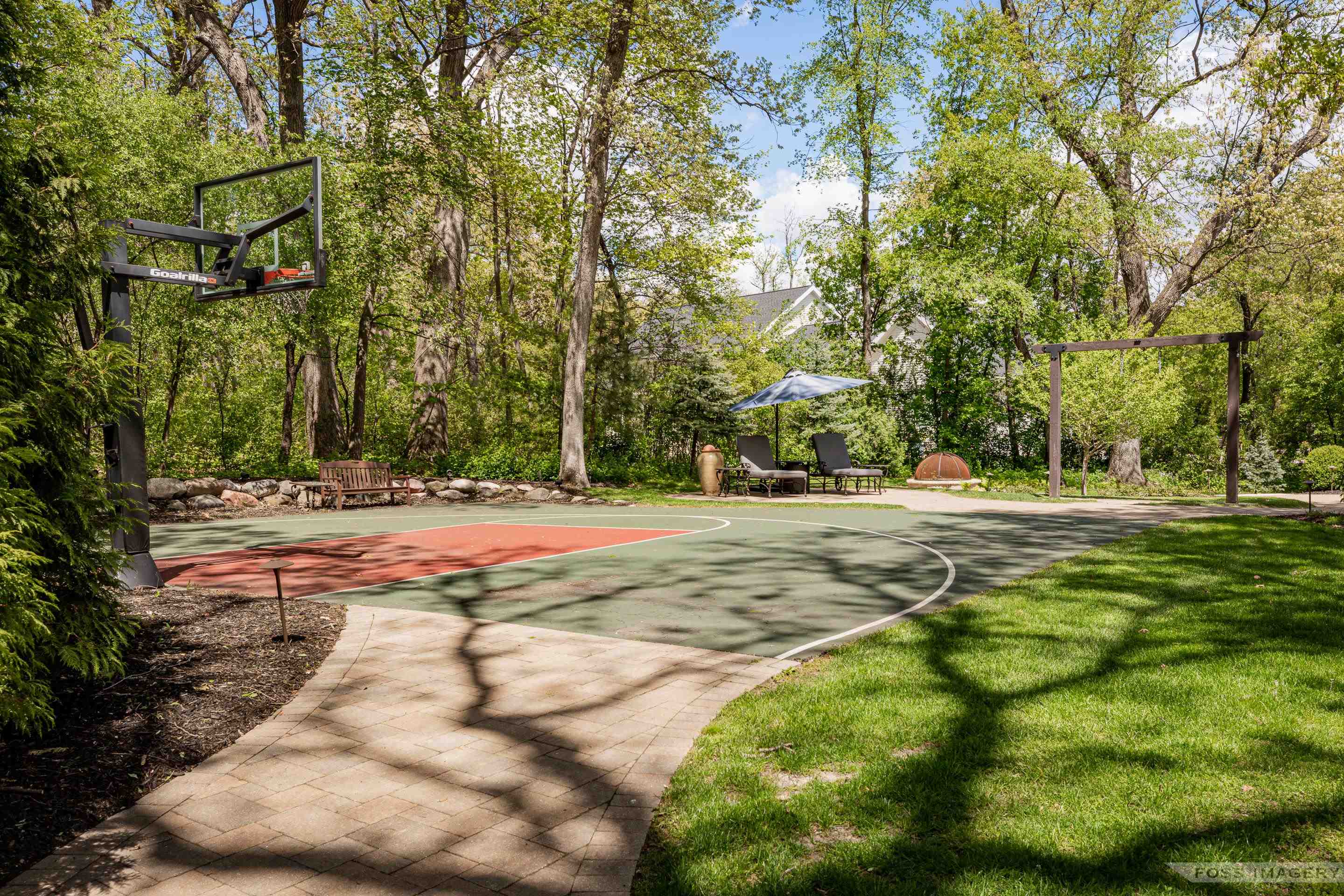 4574 Bishops Court