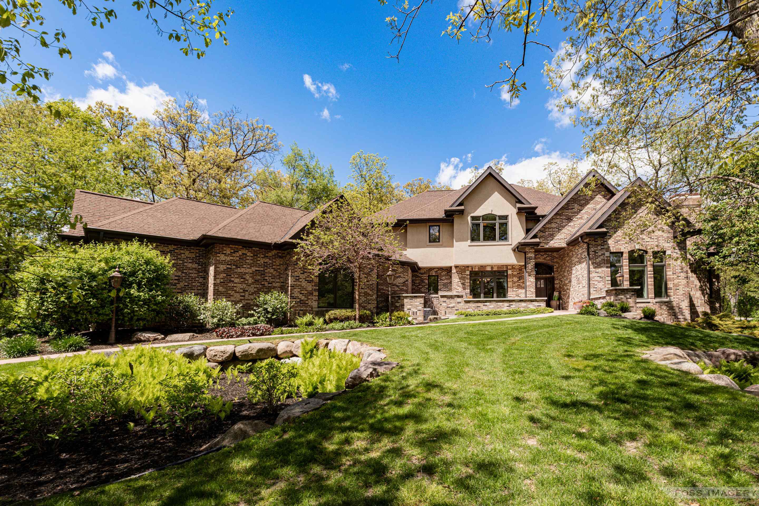 4574 Bishops Court