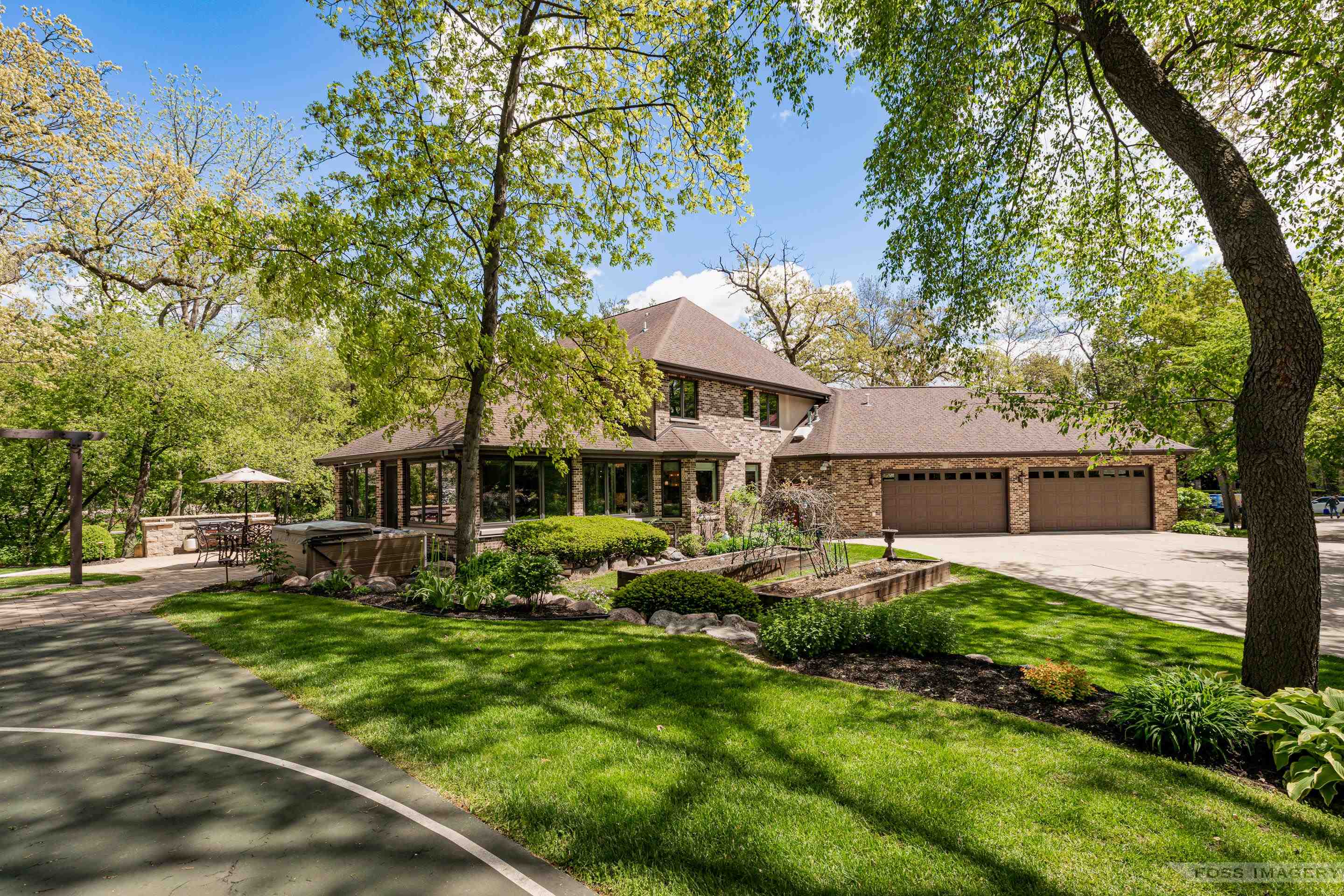 4574 Bishops Court