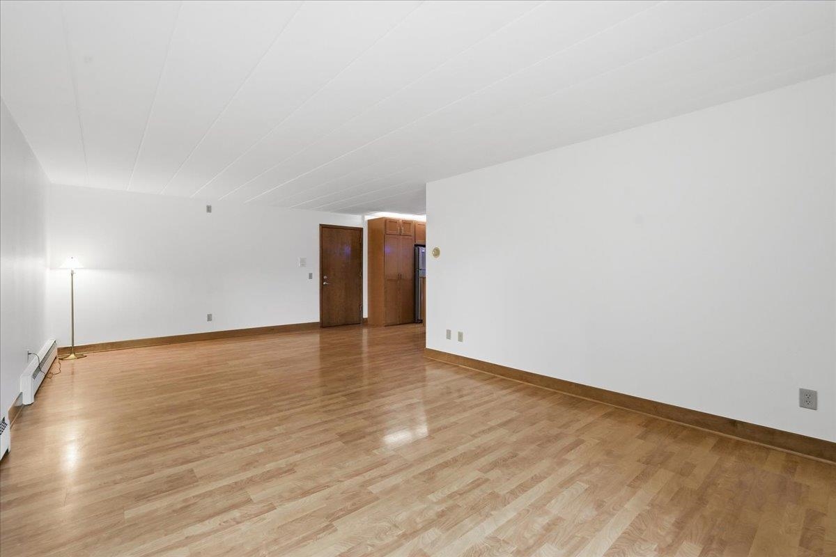 2051 Allen Boulevard 407