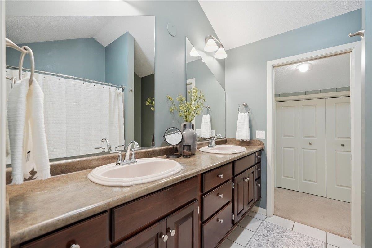 1432 Sundt Lane