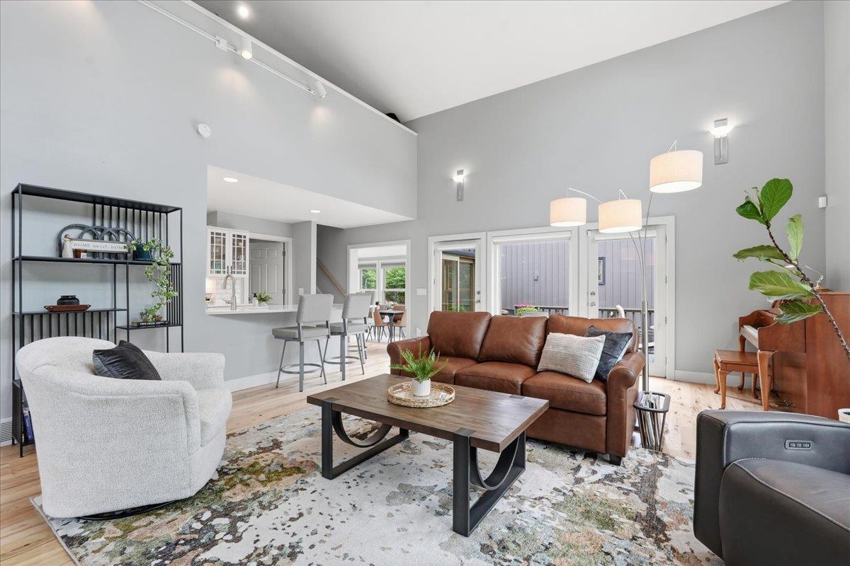 1432 Sundt Lane