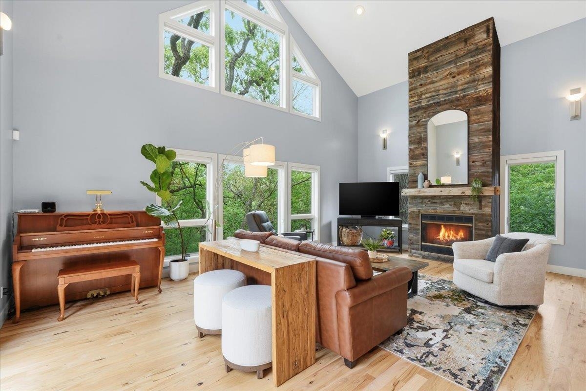 1432 Sundt Lane
