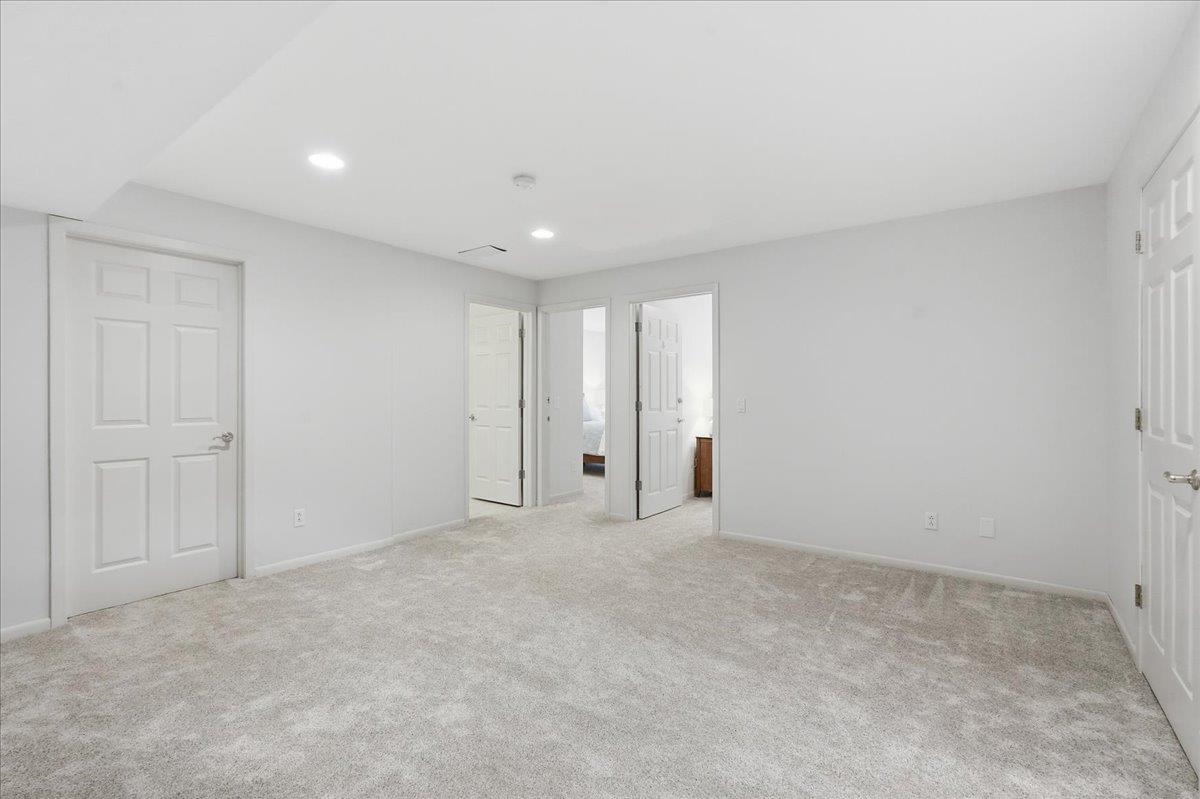 1432 Sundt Lane