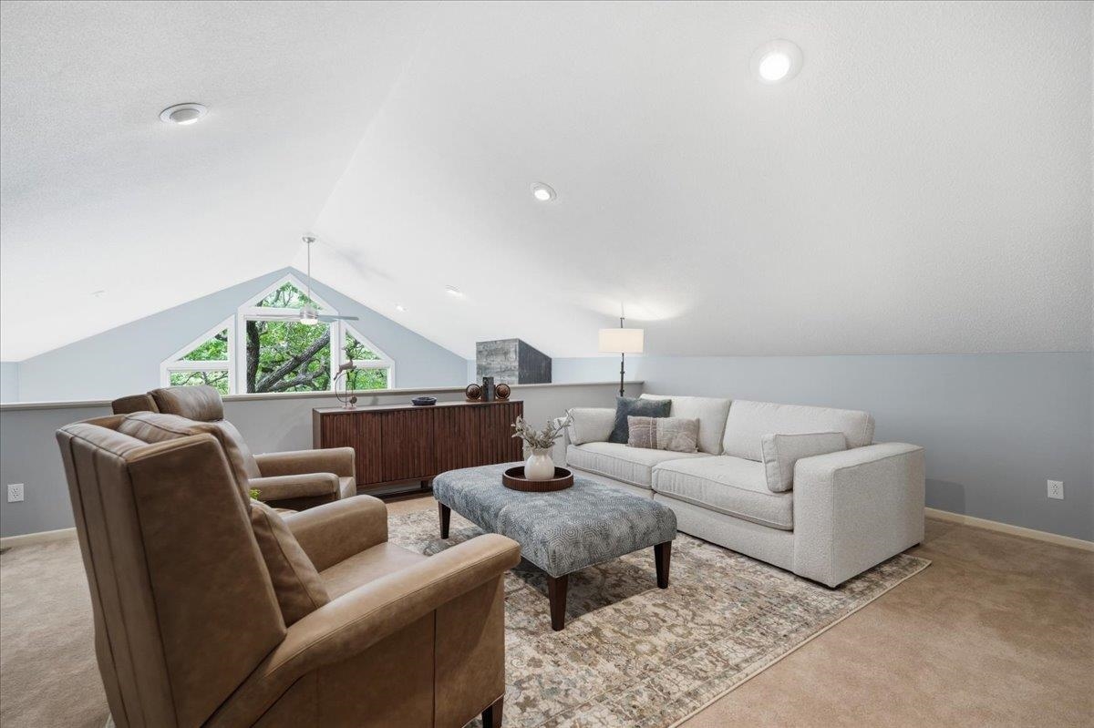 1432 Sundt Lane
