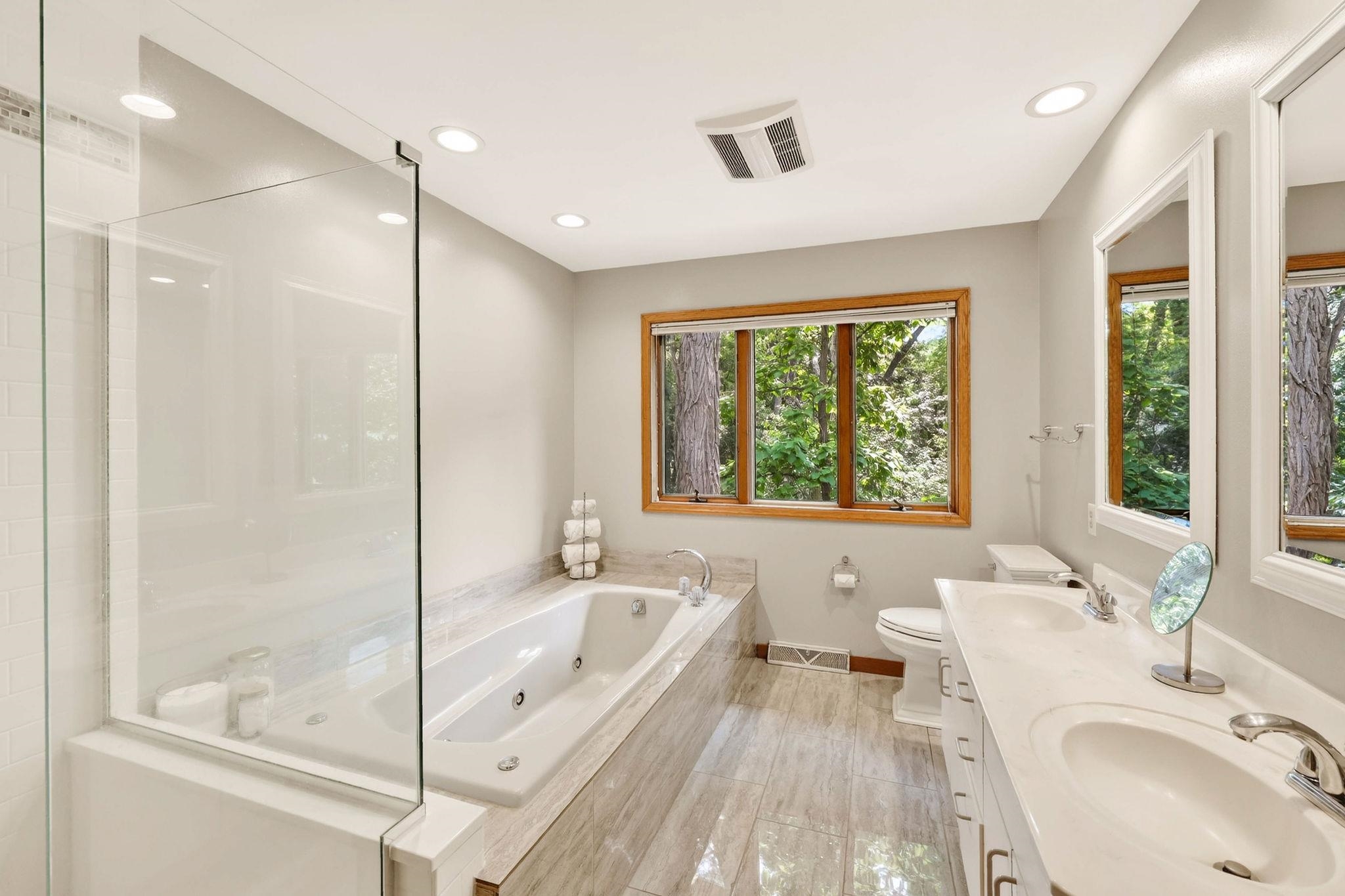 1 White Oaks Lane