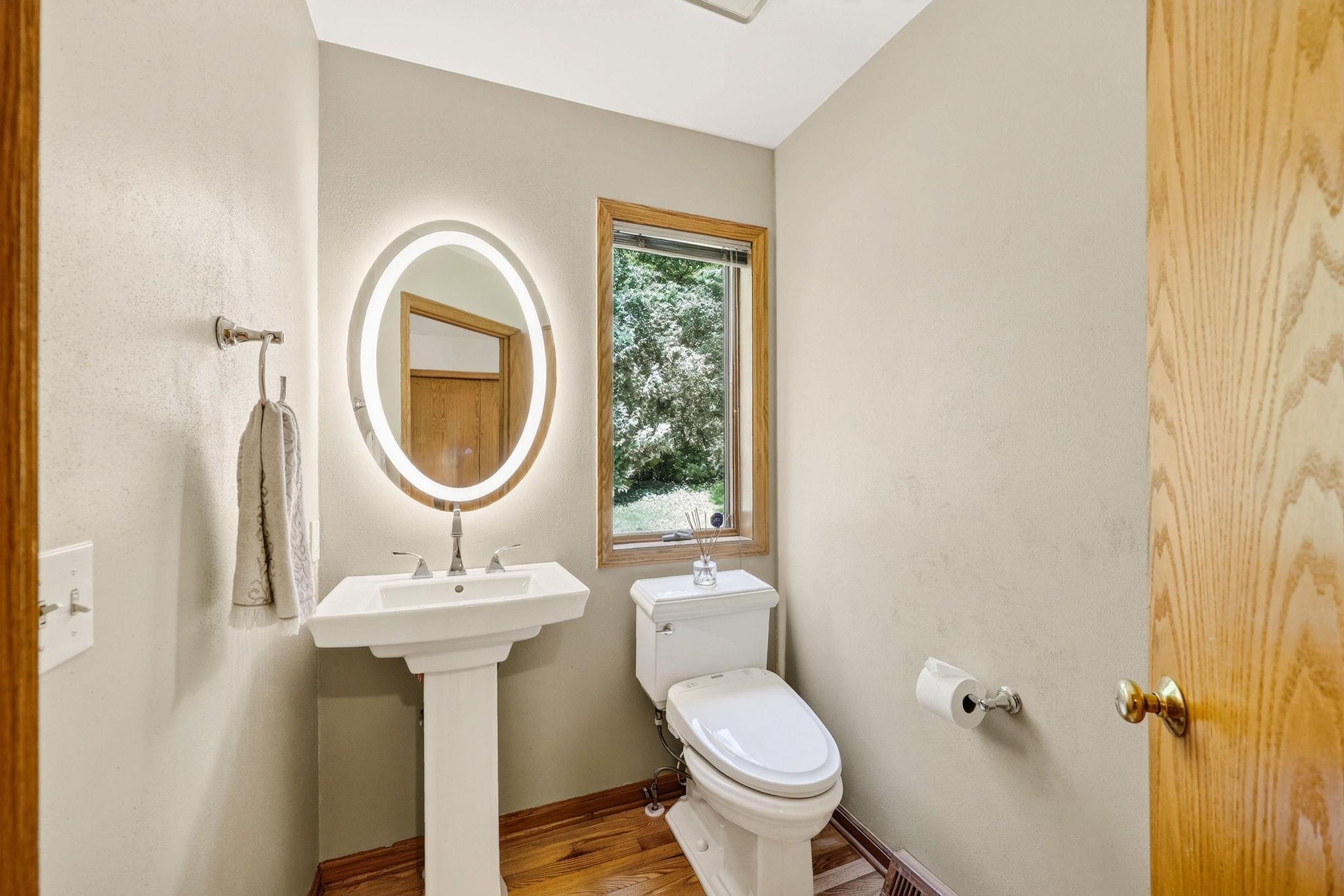 1 White Oaks Lane