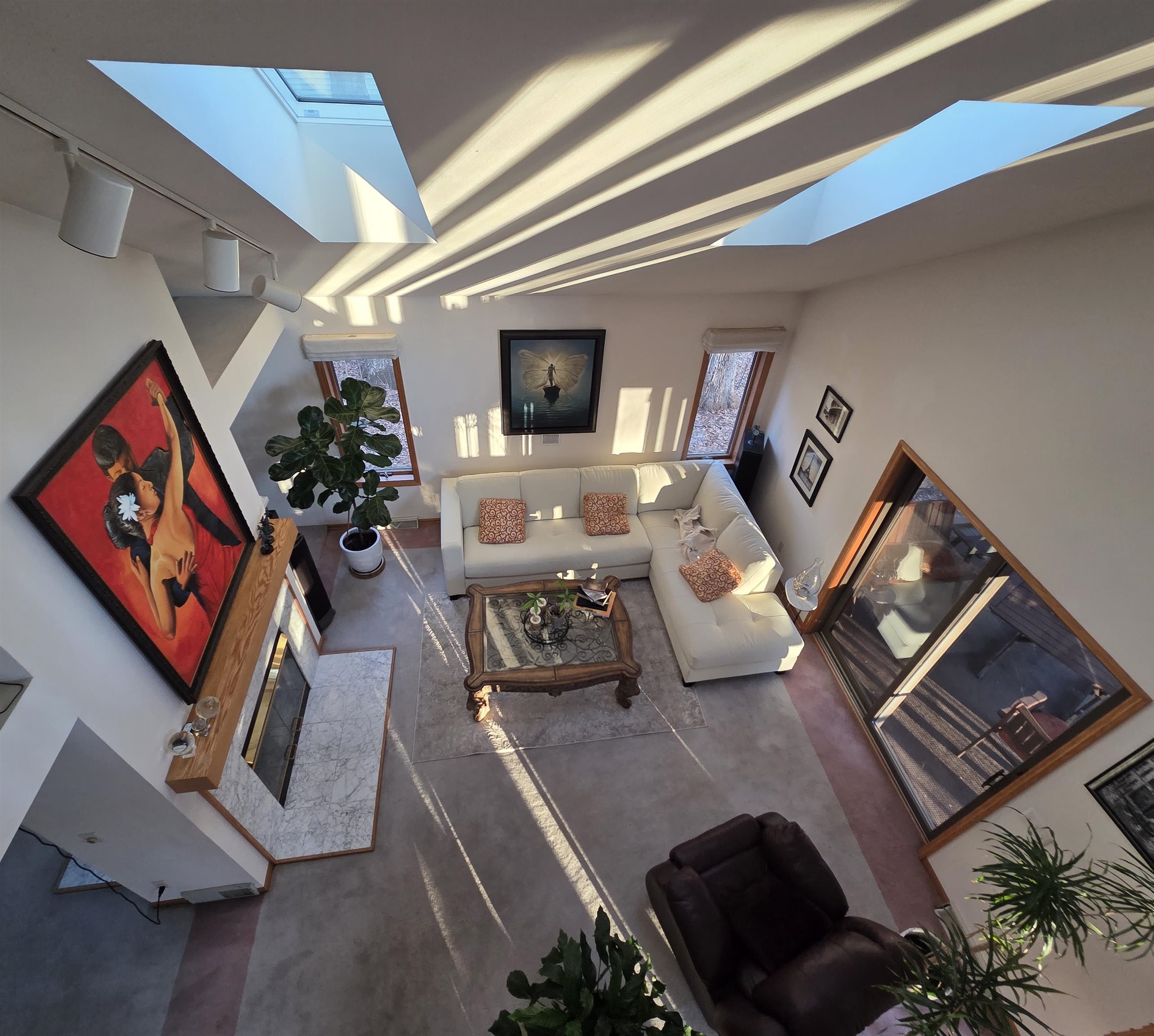 1 White Oaks Lane